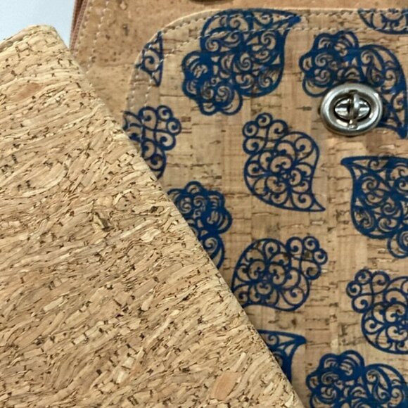 We Are Portugal Cork Brown Brown Cork backpack and wallet - Picture 16 of 16